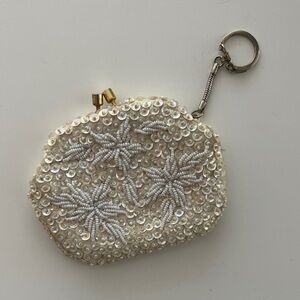 Vintage White Beaded Coin Purse